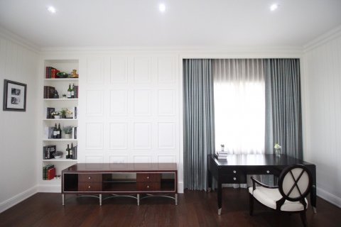 Condo in Suan Luang, Bangkok, Thailand, 4 bedrooms  № 134004 - photo 24