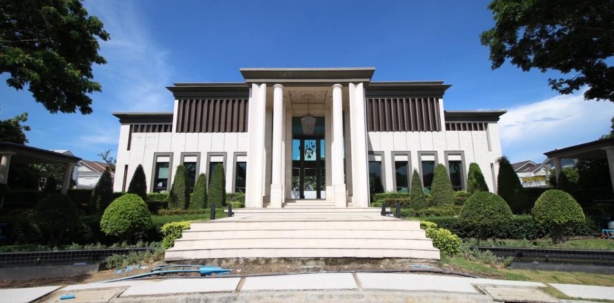 Condo in Suan Luang, Bangkok, Thailand, 4 bedrooms  № 134004