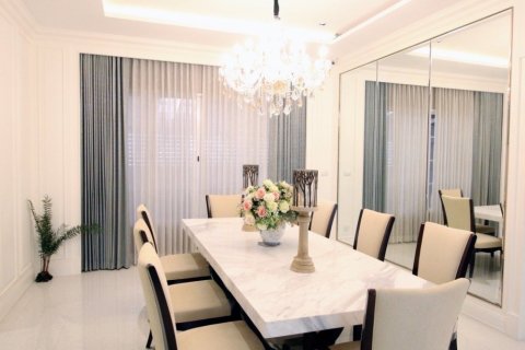 Condo in Suan Luang, Bangkok, Thailand, 4 bedrooms  № 134004 - photo 14
