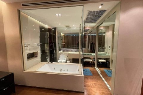 Кондоминиум с 2 спальнями в Ваттхане, Бангкок, Таиланд № 134010 - фото 17