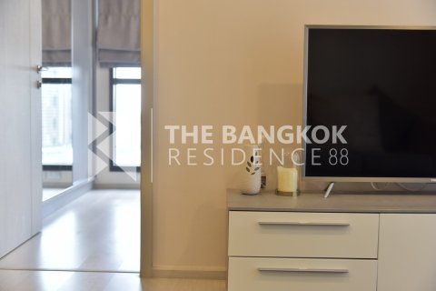 Condo in Bangkok, Thailand, 2 bedrooms  № 188547