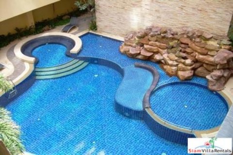 Apartment in Pattaya, Thailand 2 bedrooms № 193174