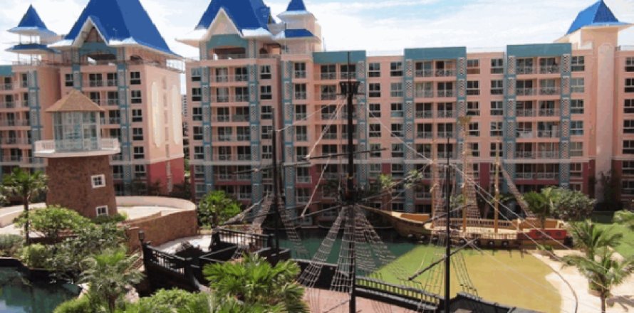 Apartment on Jomtien Beach, Pattaya, Thailand 2 bedrooms № 193175