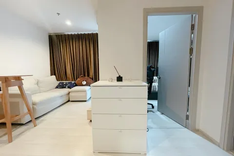 Кондоминиум с 2 спальнями в Клонг Тоэй, Бангкок, Таиланд № 173853 - фото 7