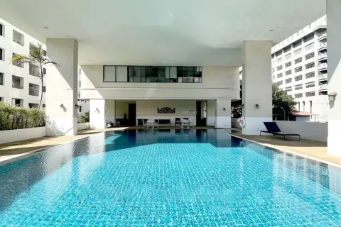 Eigentumswohnung in Watthana, Bangkok, Thailand, 3 Schlafzimmer № 216943 - Foto 11