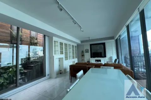 Condo in Watthana, Bangkok, Thailand, 2 bedrooms  № 216945