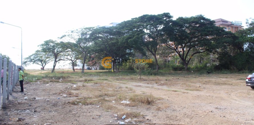 Land on Jomtien Beach, Pattaya, Thailand № 26772