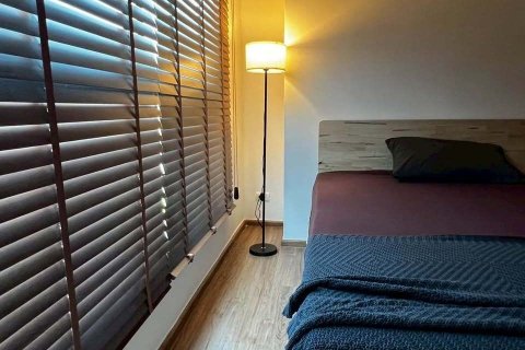 Condo à Sathon, Bangkok, Thaïlande, 2 chambres  № 167196 - photo 11