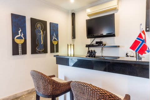 Villa in Hua Hin, Thailand 3 bedrooms № 168716 - photo 13