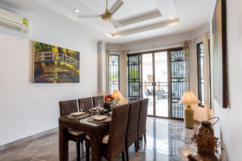 Villa in Hua Hin, Thailand 3 bedrooms № 168716 - photo 27