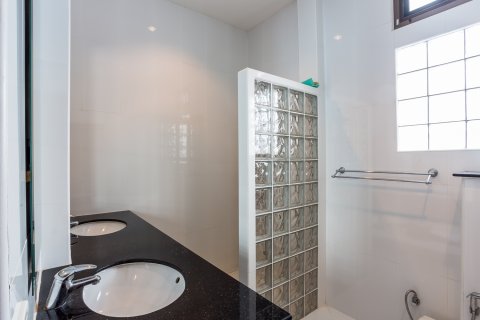 Villa in Hua Hin, Thailand 3 bedrooms № 168716 - photo 6