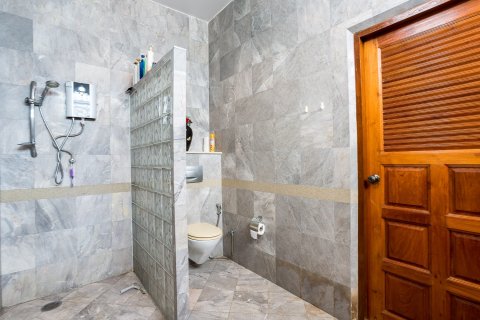 Villa in Hua Hin, Thailand 3 bedrooms № 168716 - photo 14