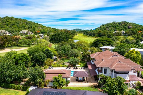 Villa in Cha-am, Thailand 9 bedrooms № 168719 - photo 4