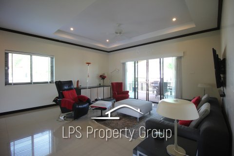 Villa in Cha-am, Thailand 3 bedrooms № 168717 - photo 14