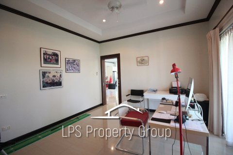 Villa in Cha-am, Thailand 3 bedrooms № 168717 - photo 29