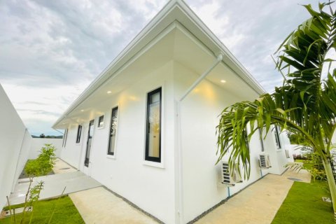 Villa in Hua Hin, Thailand 5 bedrooms № 168721 - photo 13