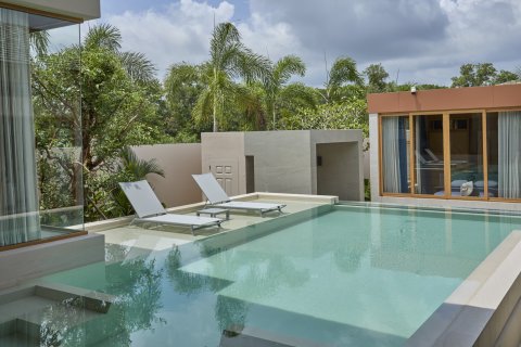 Villa in Phuket, Thailand 4 bedrooms № 146424 - photo 15