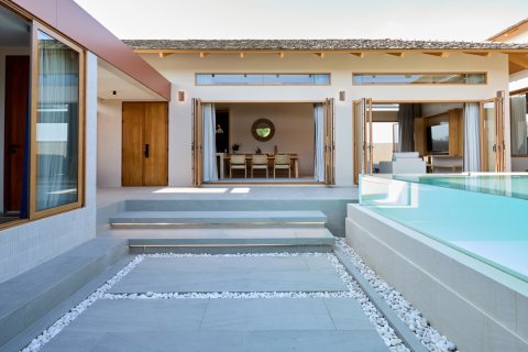 Villa in Phuket, Thailand 4 bedrooms № 146424 - photo 14