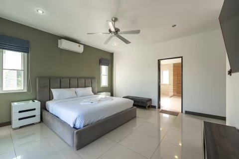 Villa in Phuket, Thailand 4 bedrooms № 151236 - photo 9