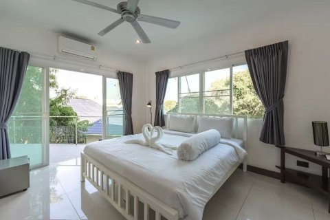 Villa in Phuket, Thailand 4 bedrooms № 151236 - photo 10