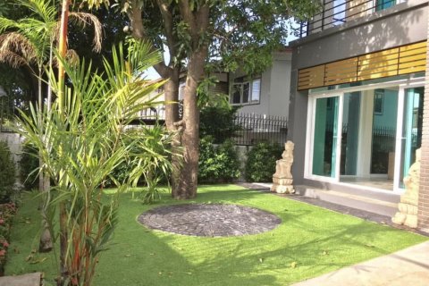 Maison à Huai Khwang, Bangkok, Thaïlande 4 chambres № 151231 - photo 3