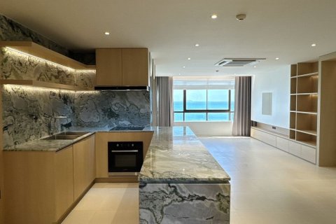 Condo in Pattaya, Thailand, 2 bedrooms  № 157875 - photo 9