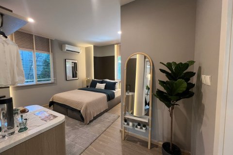 House in Samut Prakan, Thailand 4 bedrooms № 157876 - photo 4