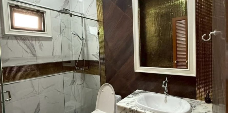 Maison à Lak Si, Bangkok, Thaïlande 4 chambres № 158534