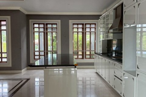 Maison à Lak Si, Bangkok, Thaïlande 4 chambres № 158534 - photo 4