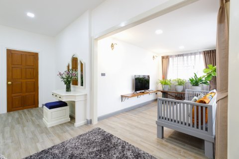 Villa in Chiang Mai, Thailand 5 bedrooms № 171872 - photo 29