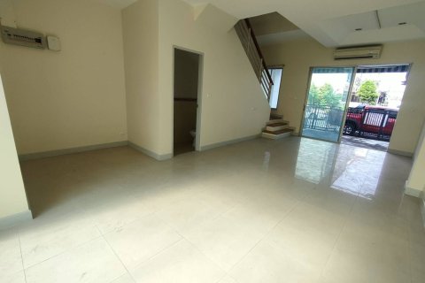 Maison à Suan Luang, Bangkok, Thaïlande 3 chambres № 171871 - photo 1