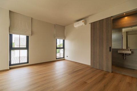 Maison à Watthana, Bangkok, Thaïlande 4 chambres № 171873 - photo 22