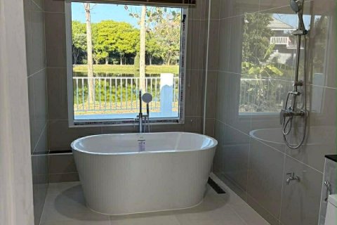 Villa in Chiang Mai, Thailand 3 bedrooms № 171874 - photo 3