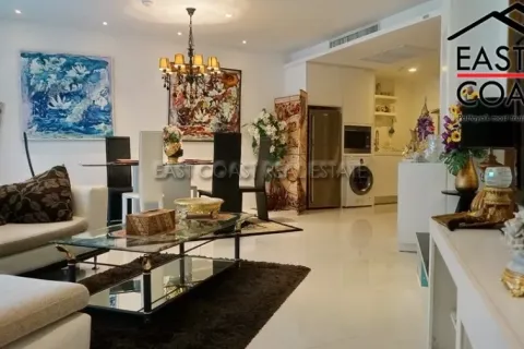 Condominio de 2 dormitorios en Pattaya, Tailandia № 213814 - foto 1