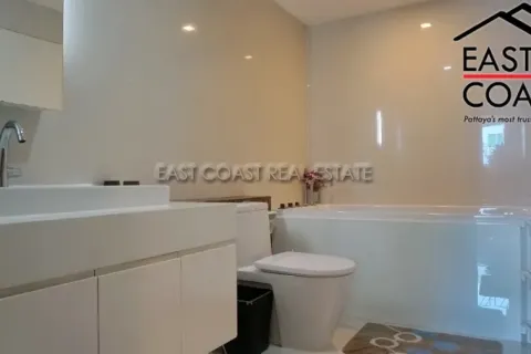 Condominio de 2 dormitorios en Pattaya, Tailandia № 213814 - foto 14