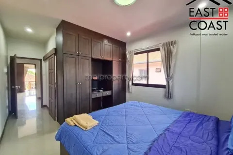 Casa de 6 dormitorios en Jomtien Beach, Pattaya, Tailandia № 213813 - foto 30
