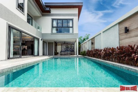 Villa sur Jomtien Beach, Pattaya, Thaïlande 3 chambres № 194438