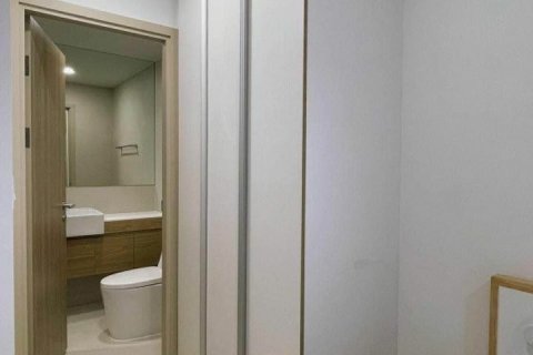 Студия в кондо в Клонг Тоэй, Бангкок, Таиланд № 152157 - фото 6