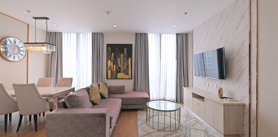 Condo in Bangkok, Thailand, 2 bedrooms № 185047