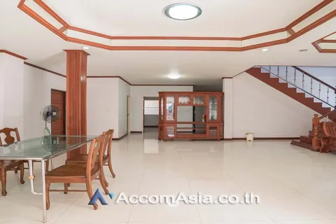 Haus in Watthana, Bangkok, Thailand 3 Schlafzimmer № 216139 - Foto 3