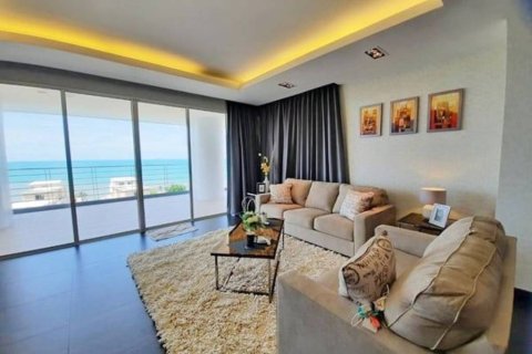Condo à Sattahip, Thaïlande, 3 chambres  № 157821