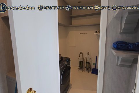 Condo à Watthana, Bangkok, Thaïlande, 2 chambres № 201240 - photo 14