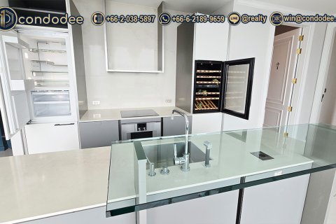 Condo à Watthana, Bangkok, Thaïlande, 2 chambres № 201240 - photo 10