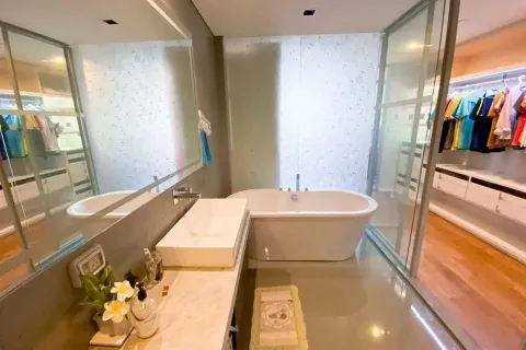 Кондоминиум с 2 спальнями в Сатхоне, Бангкок, Таиланд № 156051 - фото 5