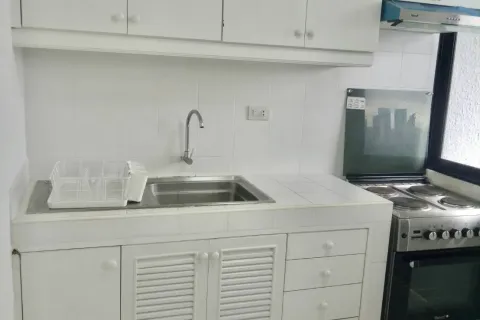 Condo à Yan Nawa, Bangkok, Thaïlande, 3 chambres  № 160550 - photo 4