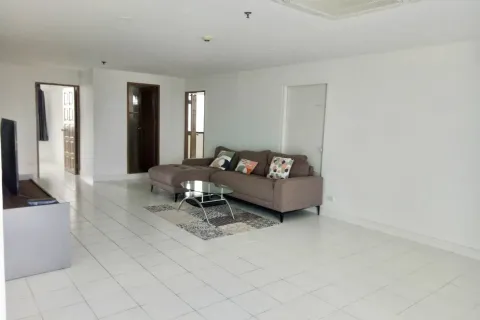 Condo à Yan Nawa, Bangkok, Thaïlande, 3 chambres  № 160550 - photo 2