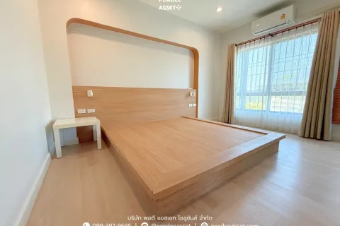 Townhouse in Bang Bua Thong, Thailand 3 bedrooms № 163161 - photo 9