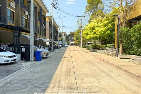 Townhouse in Bang Bua Thong, Thailand 3 bedrooms № 163161 - photo 27