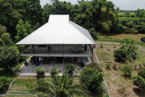 House in Nakhon Nayok, Thailand 3 bedrooms № 163159