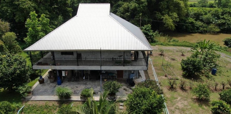 House in Nakhon Nayok, Thailand 3 bedrooms № 163159